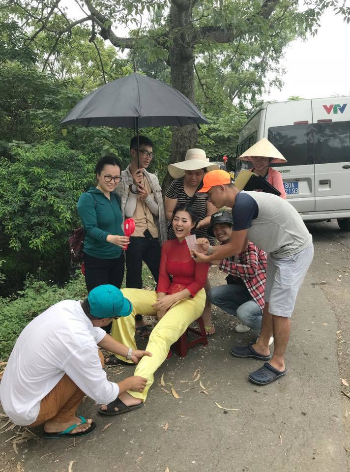 Phim Quỳnh Búp Bê: Loạt ảnh hậu trường hé lộ tình những tình tiết mới gây tò mò