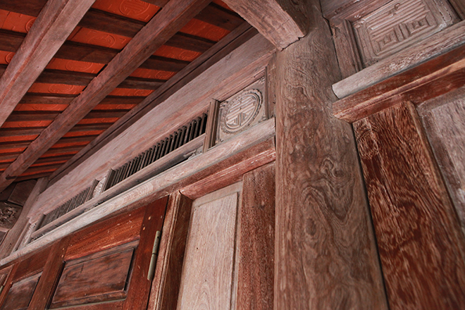 Cận cảnh căn nhà gỗ sưa đỏ được trả giá trăm tỉ đồng, chủ nhân vẫn không bán