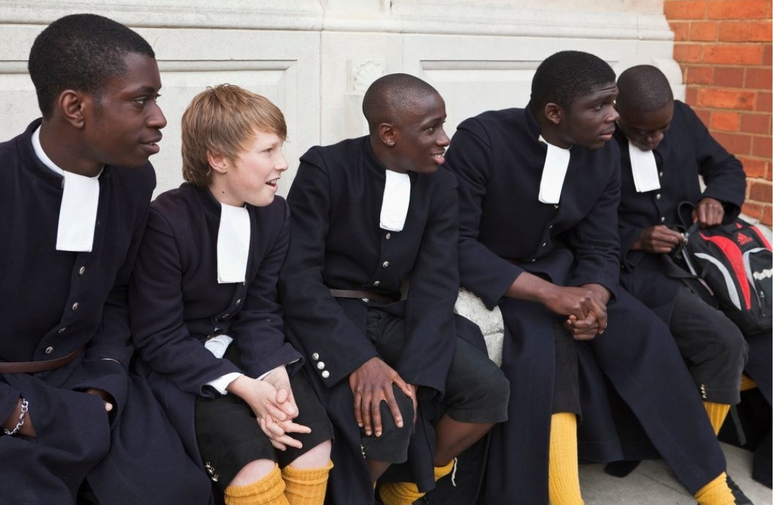 Khám phá đồng phục của học sinh, sinh viên thế giới: Nơi gây choáng vì đắt đỏ, nơi ấn tượng mạnh về độ độc đáo