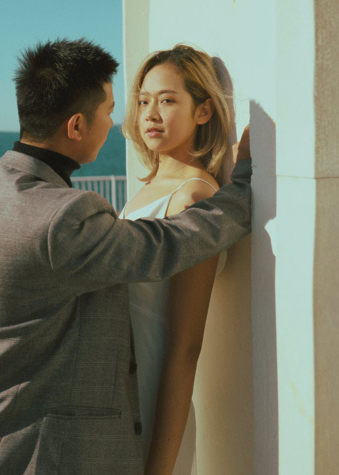 Kỷ niệm 1 năm yêu nhau, chàng du học sinh chở bạn gái đi chụp bộ ảnh đẹp như phim và bất ngờ cầu hôn Kỷ niệm 1 năm yêu nhau, chàng du học sinh chở bạn gái đi chụp bộ ảnh đẹp như phim và bất ngờ cầu hôn