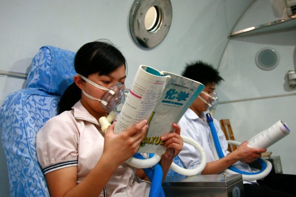 Bạn sẽ chẳng than vãn thi cử áp lực nữa nếu biết học sinh ở những quốc gia này còn phải trải qua kỳ thi khốc liệt hơn nhiều