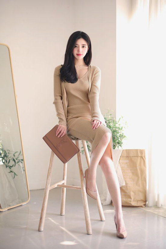 Phối áo len, áo nỉ cho ngày se lạnh