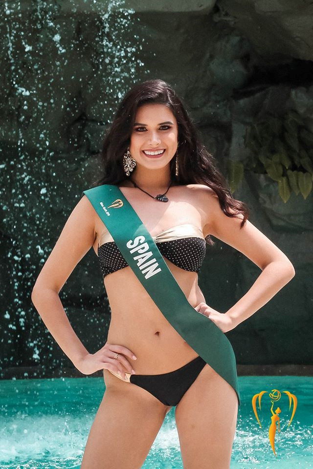 Thí sinh Hoa hậu Trái đất lộ hình thể kém thon gọn khi mặc áo tắm