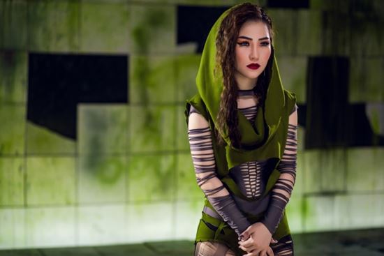 Bộ 3 Hương Tràm - Tóc Tiên - Bảo Anh: Váy áo ngày càng táo bạo