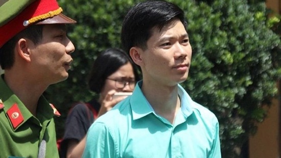 Cấm đi khỏi nơi cư trú đối với bác sĩ Hoàng Công Lương