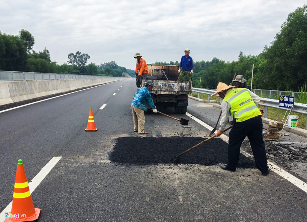 Có dấu hiệu bớt xén, thay đổi vật liệu khi thi công cao tốc 34.500 tỷ