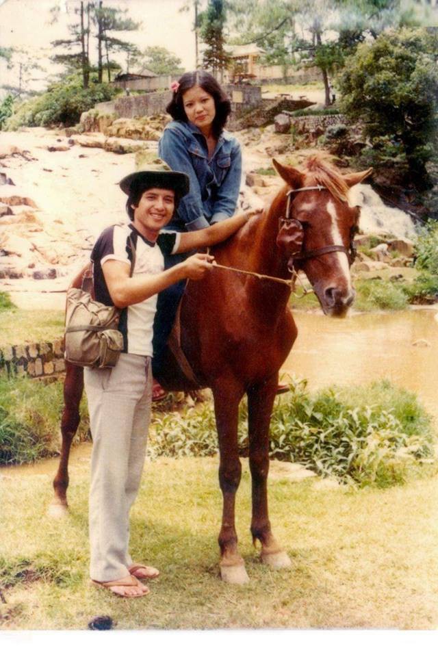 Chí Trung đăng ảnh cùng bà xã Ngọc Huyền nhưng phần bình luận với bạn bè lại gây hoang mang, khó hiểu