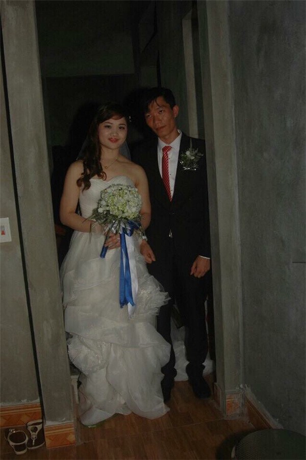 Tổng tập những bức ảnh cưới thảm họa nhất mọi thời đại, dân mạng kháo nhau: Chắc thợ ảnh là người yêu cũ!