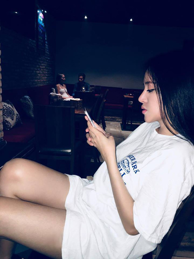 Sau 5 năm ngoan hiền, Bà Tưng bất ngờ sexy trở lại