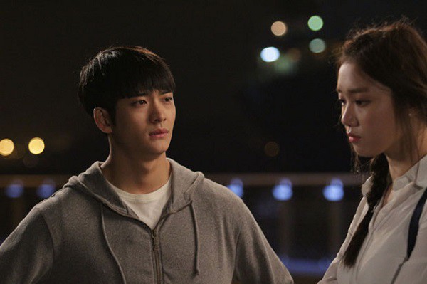 30 tuổi mới có được người đàn ông yêu thương thật lòng thì cô gái lại bị ngáng đường bởi nhân vật không ngờ