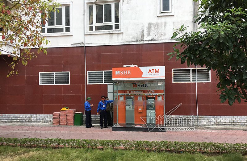 ATM bị gài 10 quả mìn, sơ tán khẩn gần 1.000 công nhân