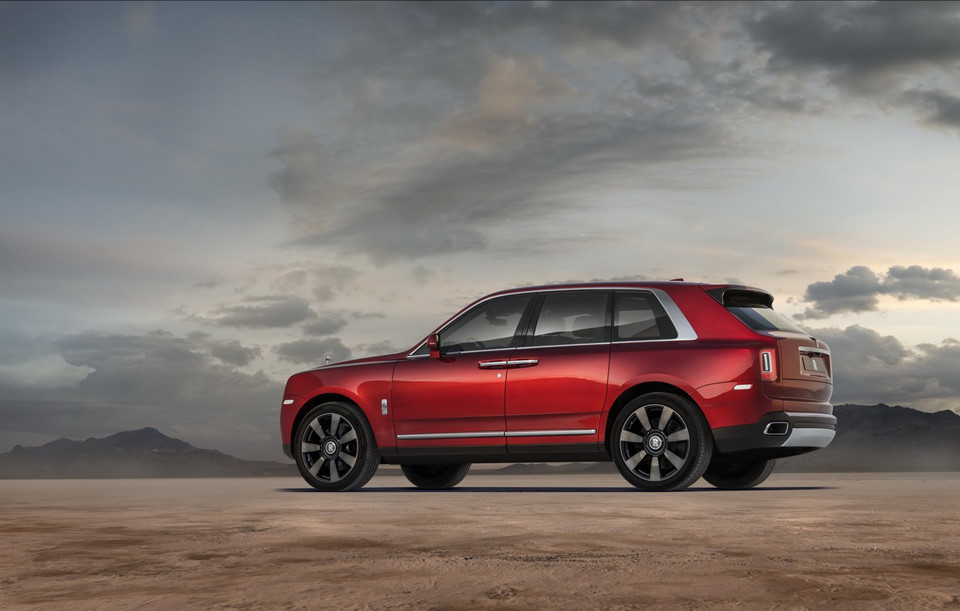 Siêu SUV Rolls-Royce Cullinan mạnh 600 mã lực nhờ động cơ hybrid