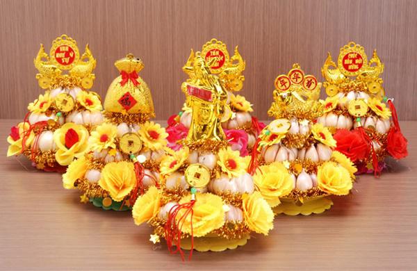 Sáng đặt thứ này trên bàn thờ Thần Tài tối may mắn gõ cửa, tiền bạc ùn ùn kéo đến