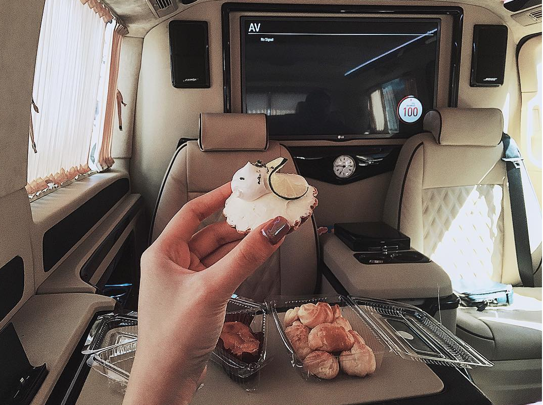 Tiểu thư mới toanh của hội Rich Kid Việt: Được biết đến qua ảnh ngã sấp mặt, cuộc sống riêng thú vị không kém!