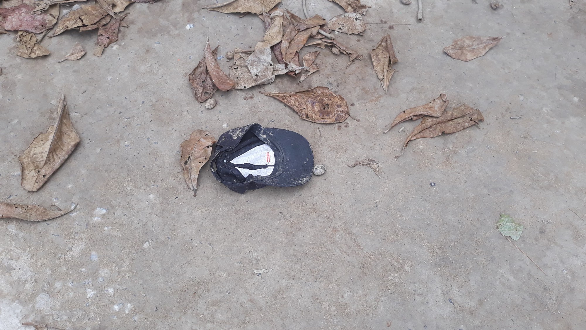 Tang thương nối tiếp trong vụ 2 học sinh tử vong vì dây điện rơi trúng: Ông ngoại qua đời khi hay tin dữ, đám hỏi chị gái thành lễ tang em trai