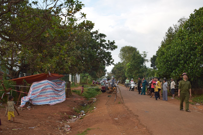 Bị đâm chết vì đốt râu bạn nhậu