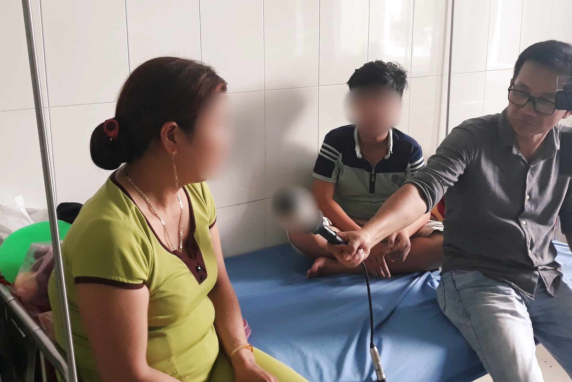 Hiệu trưởng trường nơi xảy ra vụ dây điện đứt khiến 6 học sinh thương vong: Trời đã tạnh mưa và có phụ huynh đến đón nên mới cho các em ra về