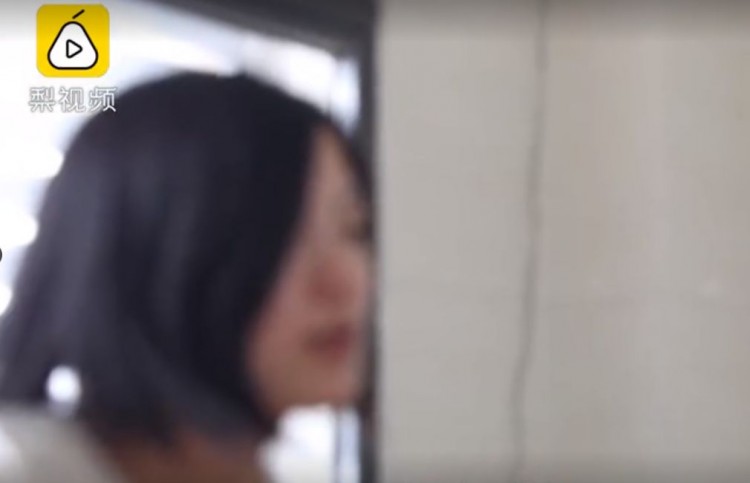 Cô gái đưa 5 người đàn ông tới phòng khám xét nghiệm ADN để tìm cha đẻ cho con