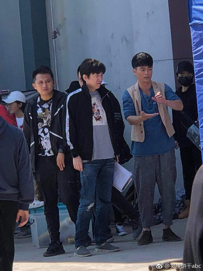 Đóng phim mới khi Như Ý Truyện chưa hạ màn, Hoắc Kiến Hoa bị fan réo: Định trốn khỏi sự truy sát của Tử Cẩm Thành à? Đóng phim mới khi Như Ý Truyện chưa hạ màn, Hoắc Kiến Hoa bị fan réo: Định trốn khỏi sự truy sát của Tử Cẩm Thành à?