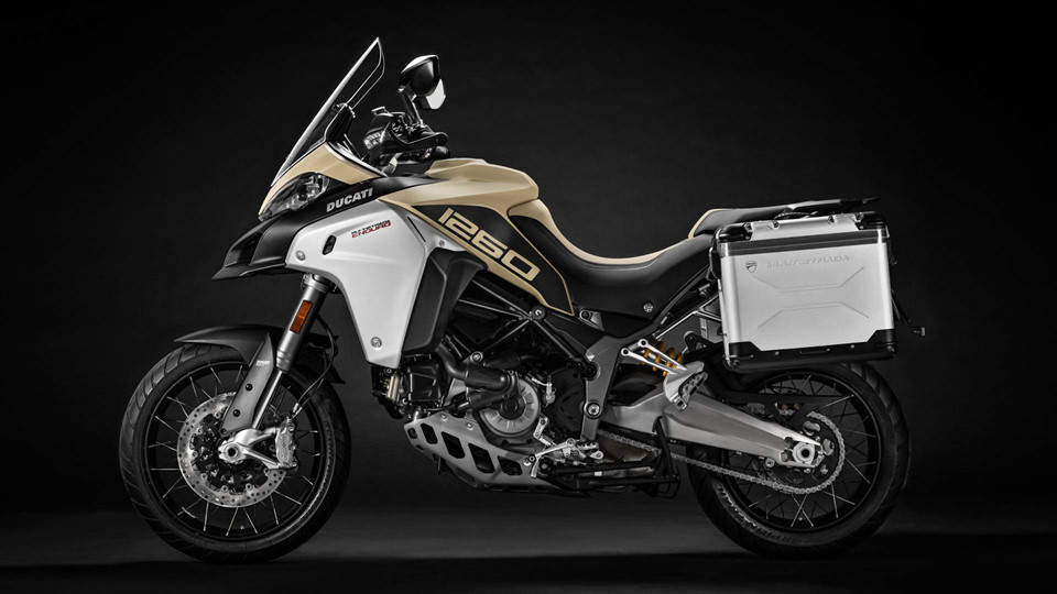 Siêu môtô địa hình sắp ra mắt từ Ducati