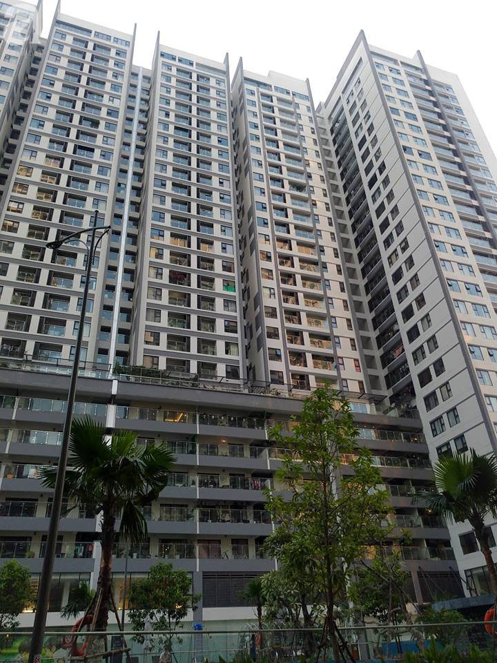 Hà Nội: Đang vui chơi tại chung cư, một cháu bé nghi bị người lớn hành hung đến nhập viện