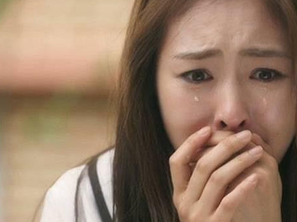 Tôi tức tưởi hủy hôn trong ngày cưới khi nghe chị make-up tiết lộ bí mật kinh hoàng về anh