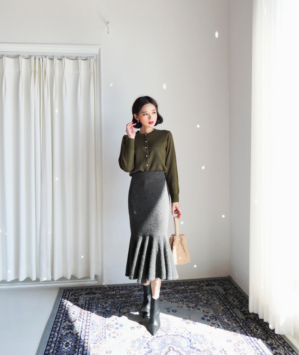 4 mẫu chân váy độc quyền cho mùa lạnh: Kiểu nào cũng đẹp ngất và diện lên sang chảnh tuyệt đối