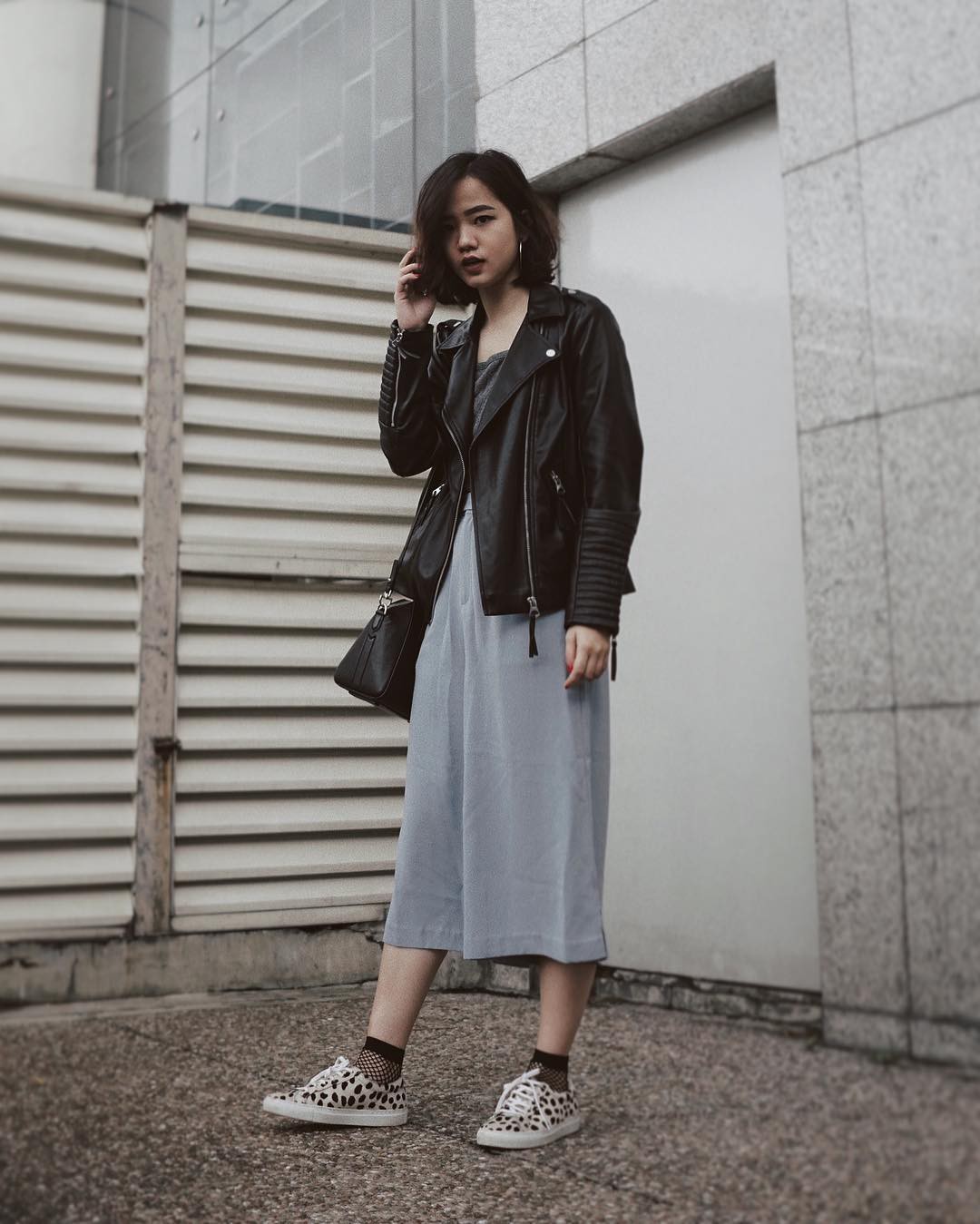 Khi sắm sửa áo khoác cho mùa lạnh, các nàng thấp bé đừng chọn hú họa mà hãy ưu tiên 5 mẫu áo này