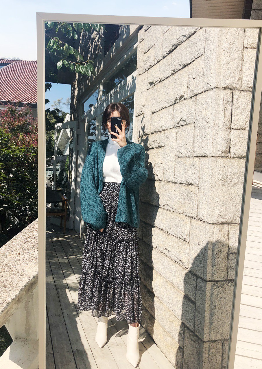 Khi sắm sửa áo khoác cho mùa lạnh, các nàng thấp bé đừng chọn hú họa mà hãy ưu tiên 5 mẫu áo này