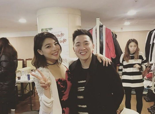 Tiết lộ thu nhập khó tin của quản lý sao Hàn: Người kiếm cả trăm triệu mỗi tháng, chưa kể phúc lợi đáng ao ước