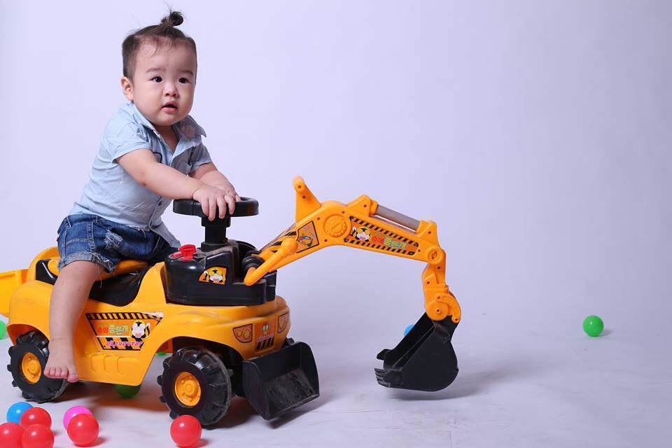 Ủ bệnh 10 ngày, bé trai 20 tháng được phát hiện mắc tay chân miệng nặng nhất bệnh viện