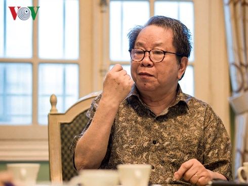 Văn hóa từ chức đã nói nhiều nhưng vẫn ở dạng chơi chữ