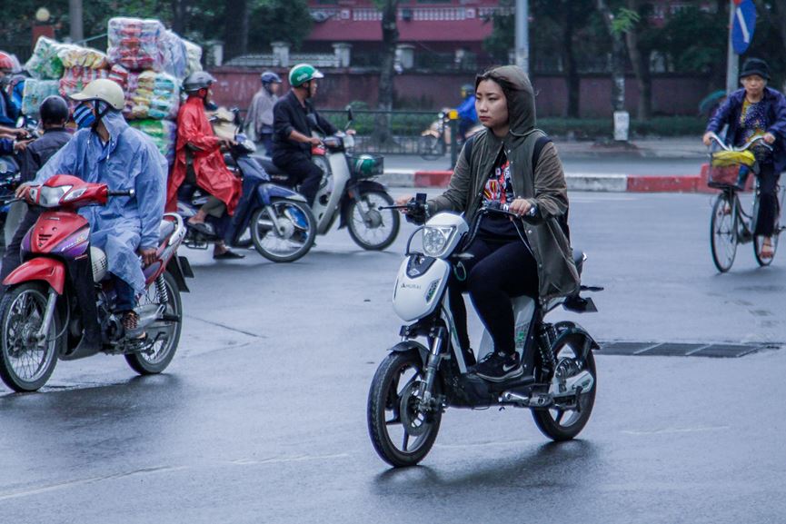 Người Hà Nội run run trong cái lạnh đầu mùa