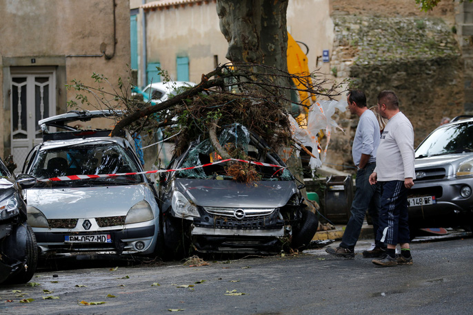 Pháp: Nước mưa 7 tháng trút xuống trong 1 đêm, nữ tu sĩ bị cuốn trôi