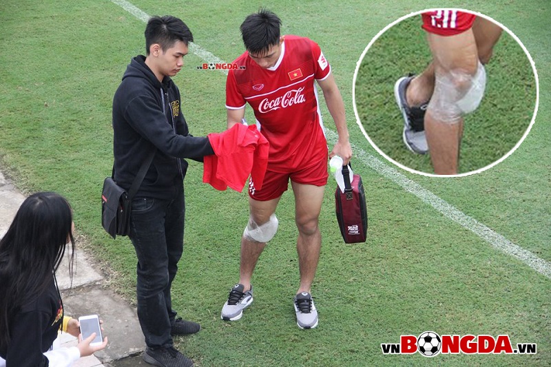 Văn Hậu chấn thương trước giờ sang Hàn Quốc