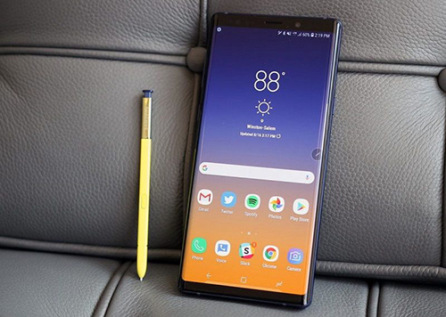 Galaxy Note 10 sẽ có màn hình lớn hơn iPhone Xs Max
