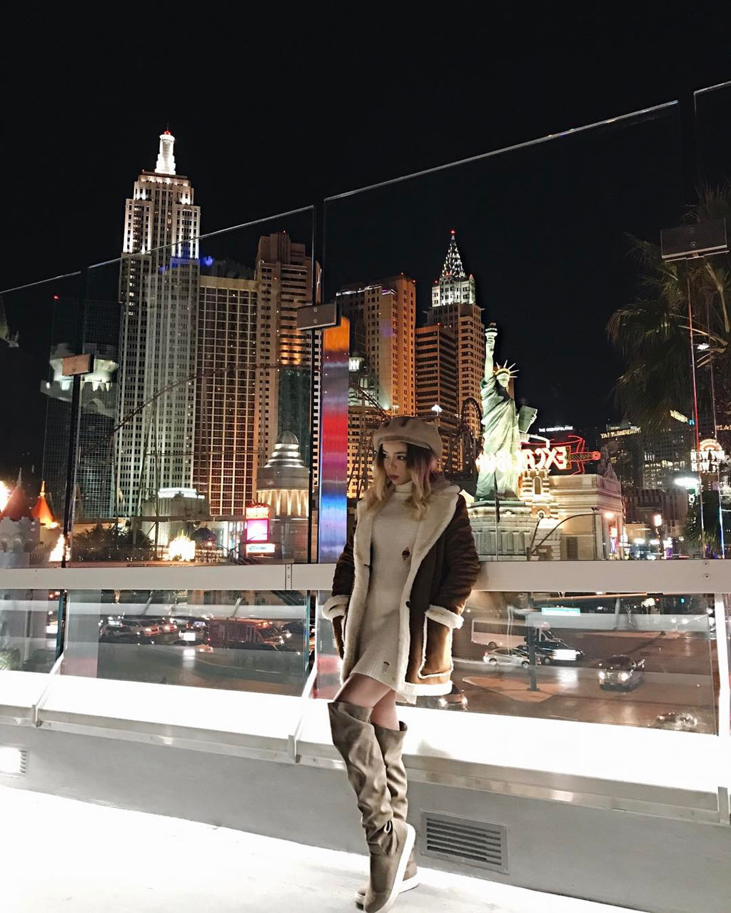 Cuộc sống toàn hàng hiệu, đi xe sang của tiểu thư 10X Việt ở Mỹ