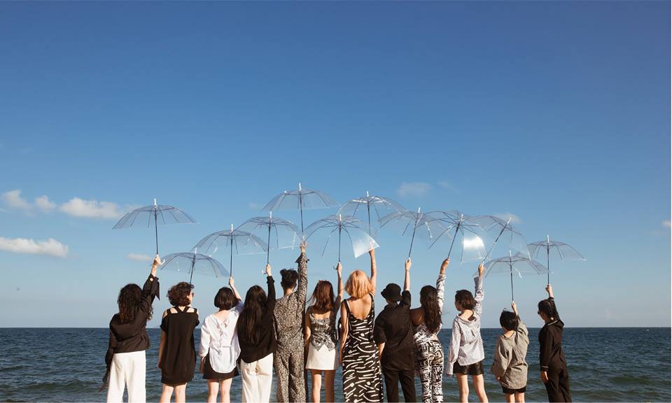 Tự may trang phục, sinh viên ĐH Mỹ thuật Công nghiệp có bộ ảnh chất như lookbook