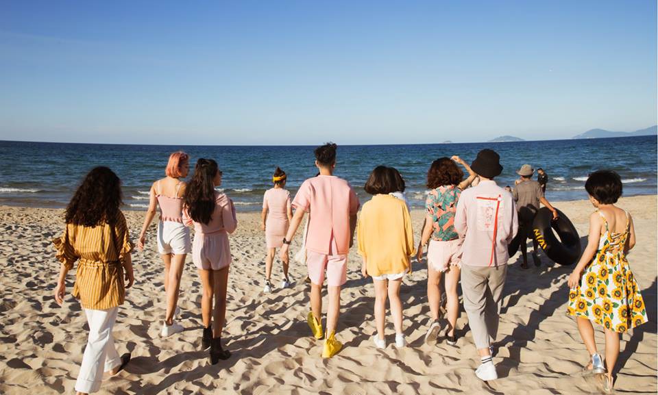 Tự may trang phục, sinh viên ĐH Mỹ thuật Công nghiệp có bộ ảnh chất như lookbook