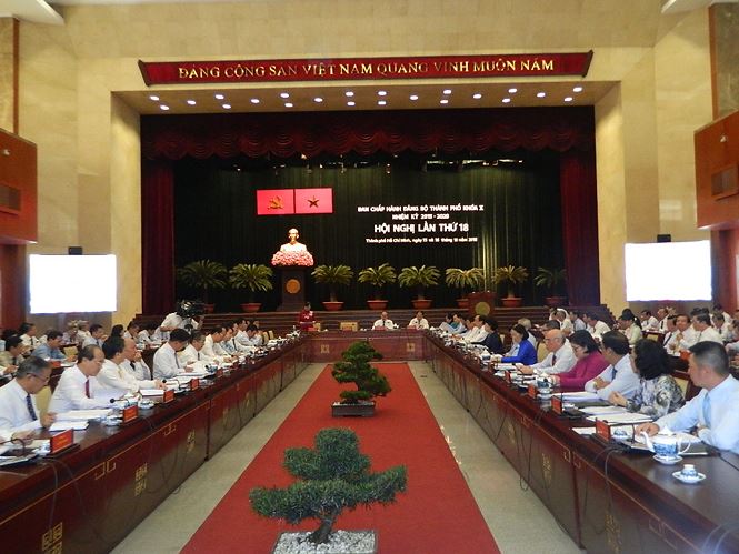 Chủ tịch TPHCM: Xây nhà hát ở Thủ Thiêm vì... treo quá lâu