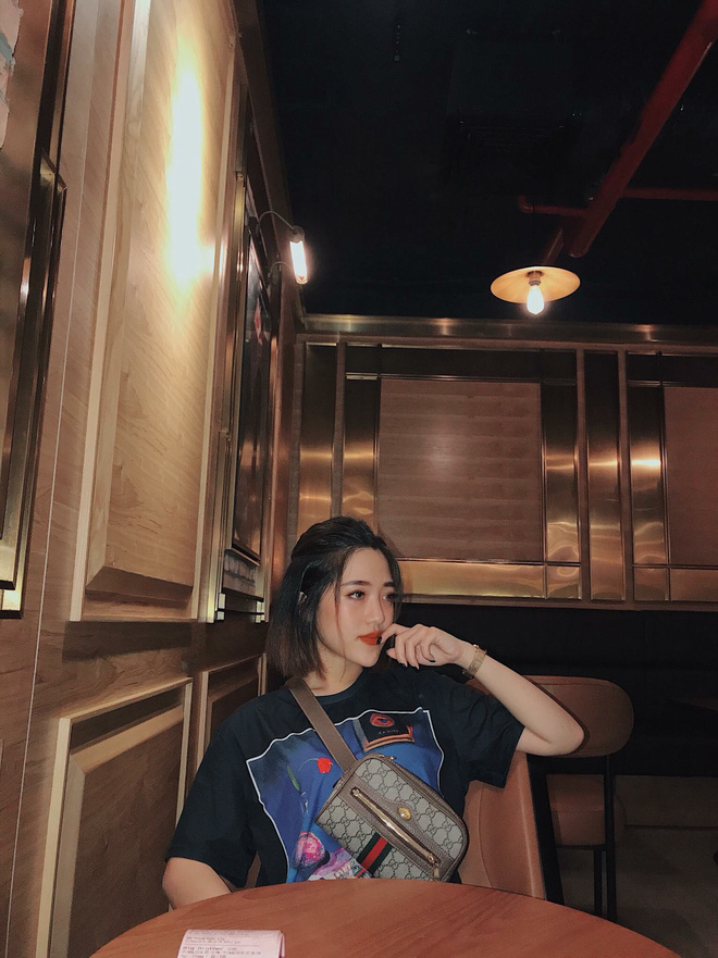 Danh tính cô nàng hot nhất mạng xã hội, liên tục bị thanh niên lạ trộm ảnh trong suốt 4 năm