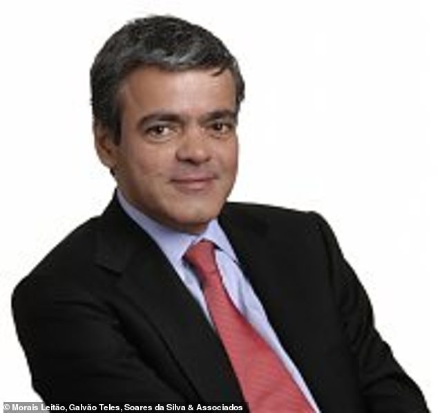 Lộ chi phí khủng giúp Ronaldo thoát án, CR7 thuê cả hacker để gỡ tội hiếp dâm