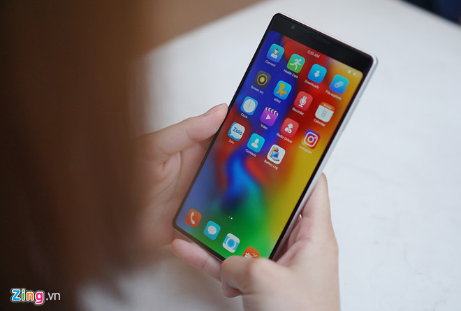 Bkav đã nhận hơn 4.000 đơn đặt hàng Bphone 3