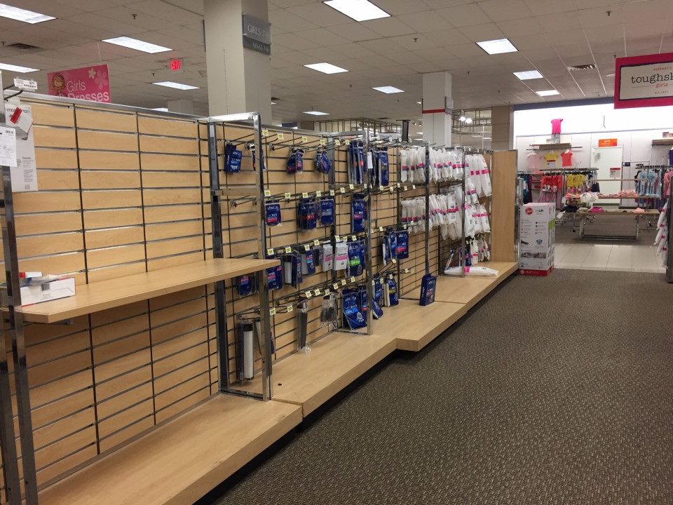 Hành trình sụp đổ của đế chế bán lẻ lớn nhất thế giới một thời