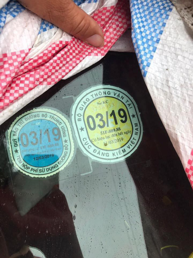 Thông tin mới nhất về siêu xe 16 tỷ của ca sĩ Tuấn Hưng gặp nạn, đầu xe nát tươm