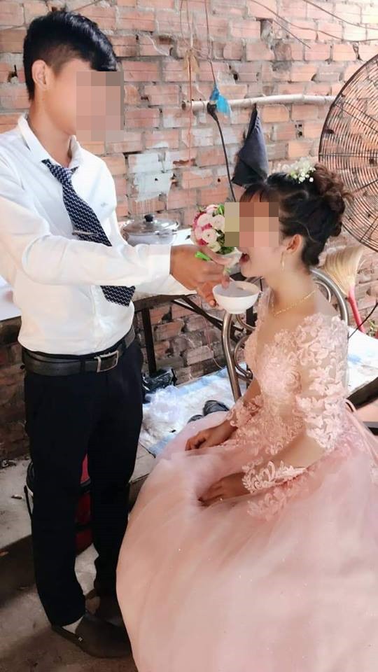 Lễ đính hôn gây chú ý nhất mạng xã hội hôm qua: Cô dâu 12 tuổi, chú rể 14 tuổi?