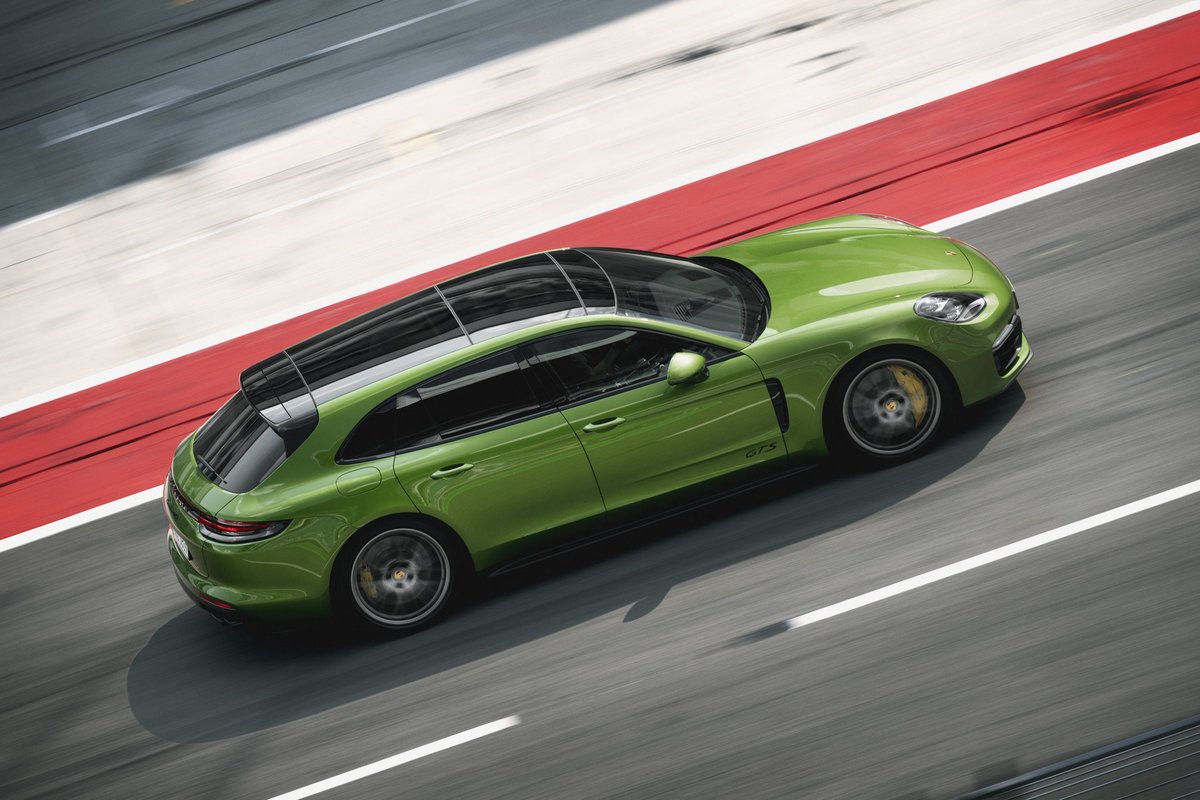 Porsche Panamera GTS 2019 - xế sang thêm sức mạnh