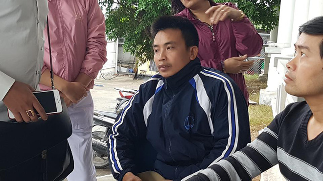 Vụ bé 2 tuổi tử vong sau truyền dịch: Trước khi đi khám con tôi cười đùa vẫy tay chào mọi người, vậy mà...