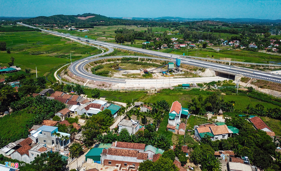 Cận cảnh gói thầu A5 thuộc cao tốc Đà Nẵng - Quảng Ngãi dính sai phạm