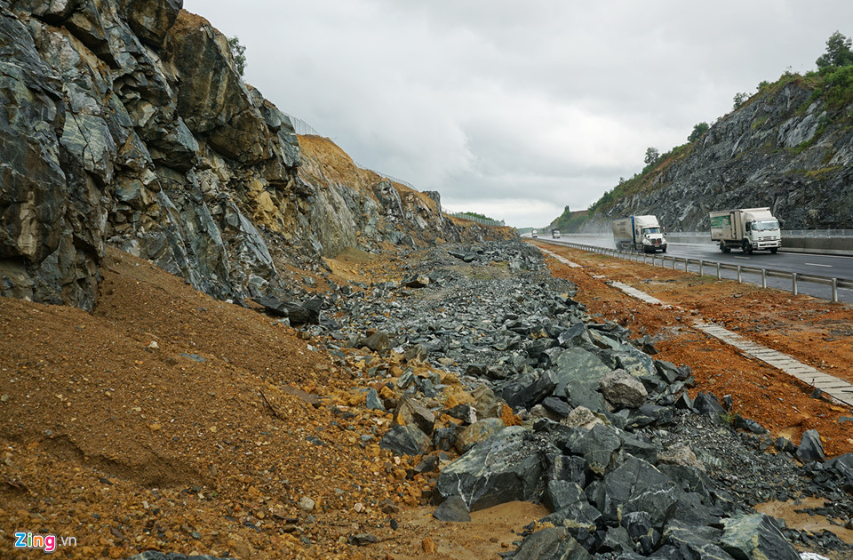 Cận cảnh gói thầu A5 thuộc cao tốc Đà Nẵng - Quảng Ngãi dính sai phạm